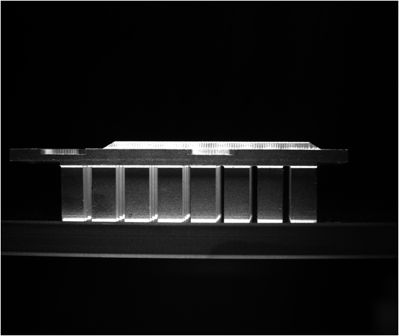 視覺CCD檢測自動化設(shè)備檢測散熱片外觀方案