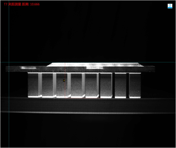 視覺CCD檢測自動化設(shè)備檢測散熱片外觀方案